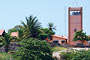 O Mirante da Barra, visto do rio Jaguaribe,Fortim centro