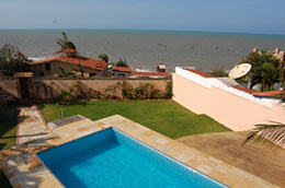hospedagem em Canoa Quebrada : casa com vista para o mar